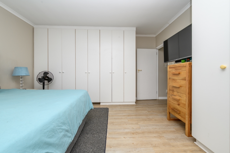 3 Bedroom Property for Sale in Summerstrand Eastern Cape